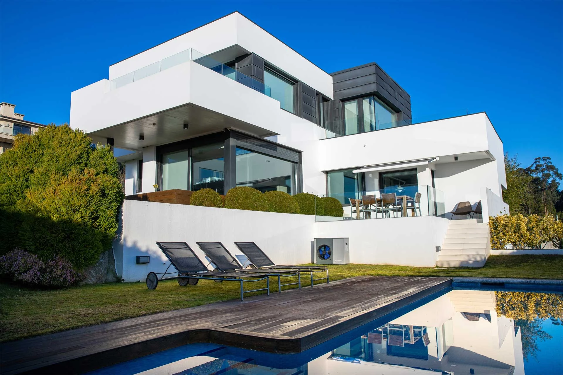 A guide to choosing a heat pump installer and the right heat source