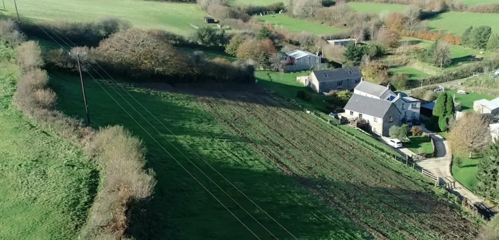 Class Q barn conversion heated by a ground source heat pump system